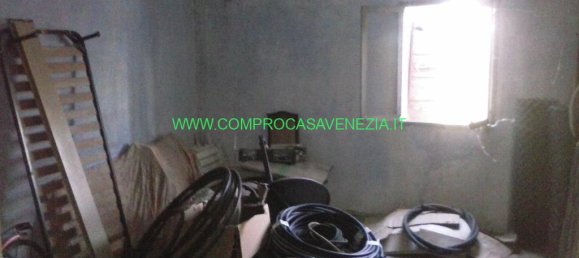 Дом с 5 комнатами в Казале суль Силе, Италия № 232863 7