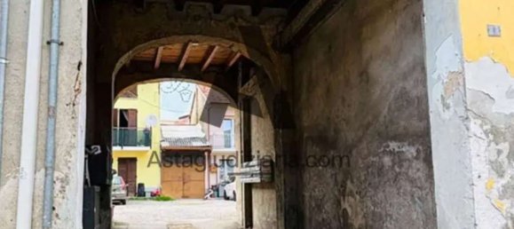 2 Schlafzimmer Wohnung in Cislago, Italy, Nr. 372583 3