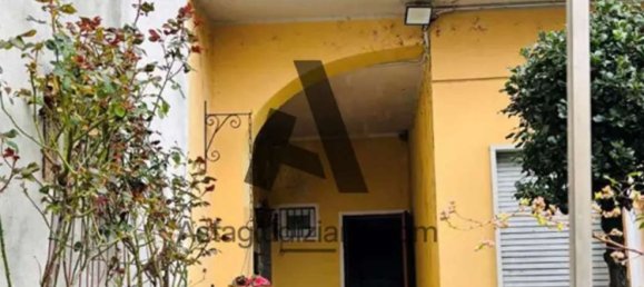 2 Schlafzimmer Wohnung in Cislago, Italy, Nr. 372583 7