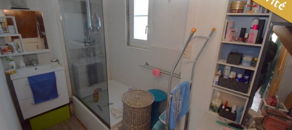 4 Schlafzimmer Schlösser in La Loupe, France, Nr. 156351 8