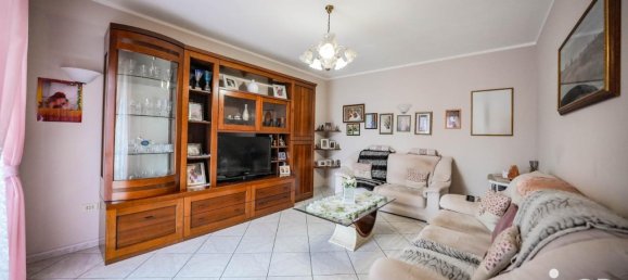 Дом с 4 комнатами в Остеллато, Италия № 35133 25