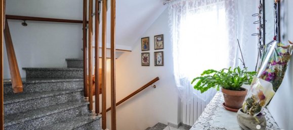 Дом с 4 комнатами в Остеллато, Италия № 35133 11