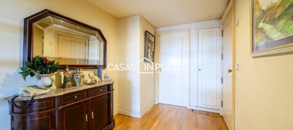 2 bedrooms Apartment for sale in Porto, Portugal № 12318 9