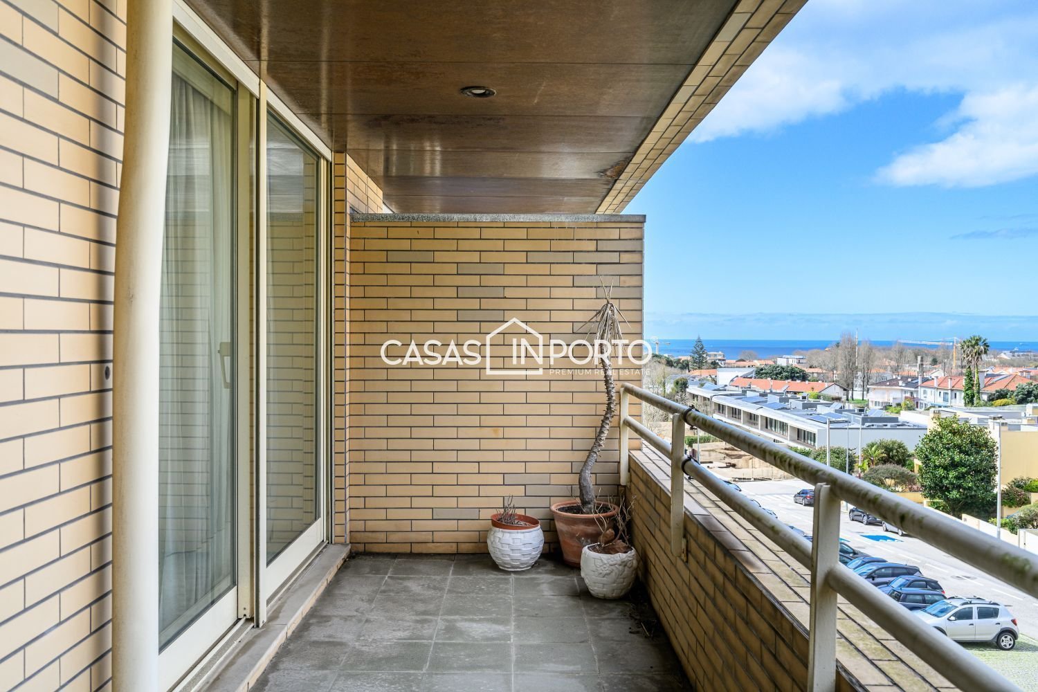 2 bedrooms Apartment for sale in Porto, Portugal № 12318