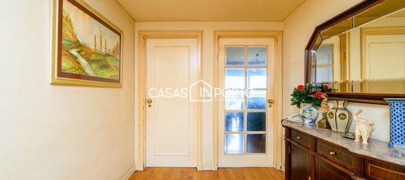 2 bedrooms Apartment for sale in Porto, Portugal № 12318 8