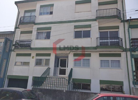 Квартира с 2 спальнями в Матозиньюш, Португалия № 325103