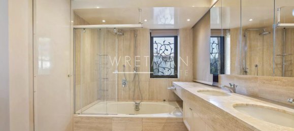 5 bedrooms Villa in Cagnes-sur-Mer, France No. 298345 9