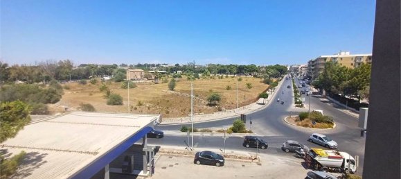 3 bedrooms Apartment in Syracuse, Italy No. 249994 14