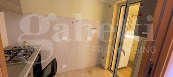Entrepôt à Gaeta, Italy 29m² No. 328321 5