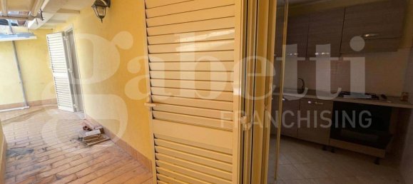 Entrepôt à Gaeta, Italy 29m² No. 328321 6