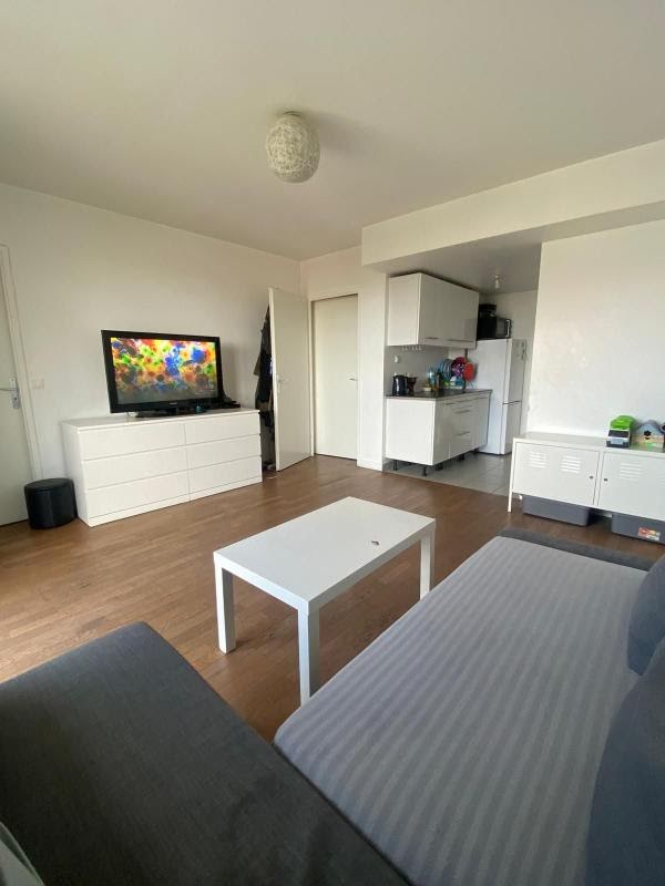 1 bedroom Apartment in Le Bourget, France No. 184903