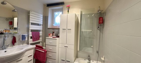 3 bedrooms House in Montchevrier, France No. 157475 4