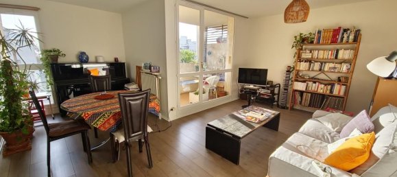 2 bedrooms Apartment in Neuilly-sur-Marne, France No. 169668 2