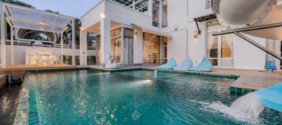 4 chambres house à louer à Pattaya, Chonburi, Eastern Thailand, Thailand № 81808 2