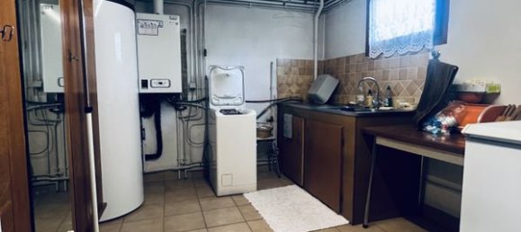 Casa de 4 dormitorios en Bobigny, France No. 178173 10