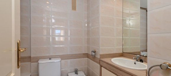 3 bedrooms Apartment in Alicante, Spain No. 188379 24