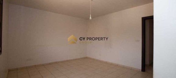 Коммерческая недвижимость с 4 спальнями в Марони, Кипр № 105262 9