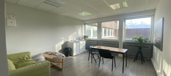 Büro in Neuville-en-Ferrain, France 2224m², Nr. 88997 2