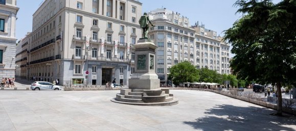 1 bedroom Apartment in Madrid, Spain No. 155984 2