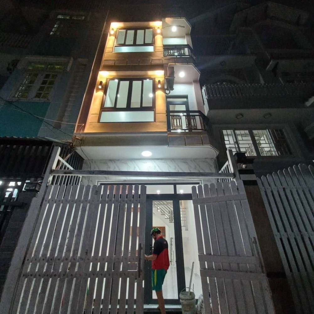 52m² Townhouse in District 7, Vietnam No. 15715
