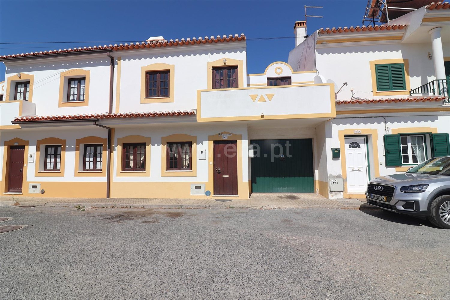 Дом с 4 спальнями в Вила Нова де Милфонтеш, Португалия № 213645