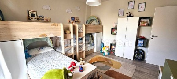 4 Schlafzimmer Wohnung in Osimo, Italy, Nr. 318879 28