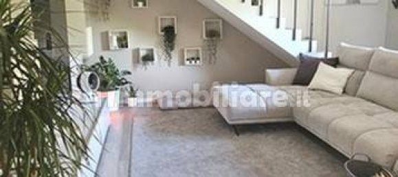 4 Schlafzimmer Wohnung in Osimo, Italy, Nr. 318879 9