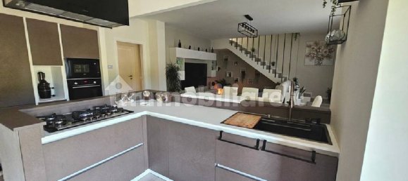 4 Schlafzimmer Wohnung in Osimo, Italy, Nr. 318879 20