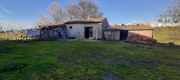 4 rooms House in Montevarchi, Italy No. 233206 23