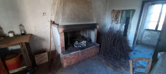 4 rooms House in Montevarchi, Italy No. 233206 7