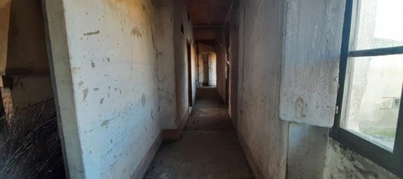 4 rooms House in Montevarchi, Italy No. 233206 12