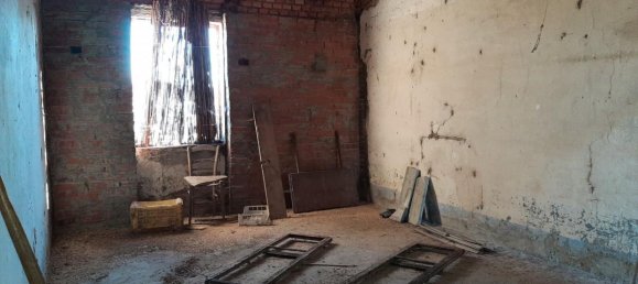 4 rooms House in Montevarchi, Italy No. 233206 16