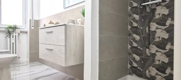 6 rooms Apartment in Livorno, Italy No. 228701 30