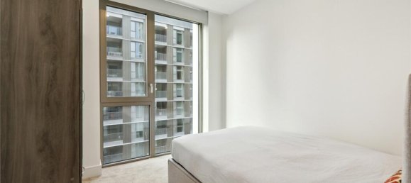 2 bedrooms Apartment in London, United Kingdom No. 5224 8
