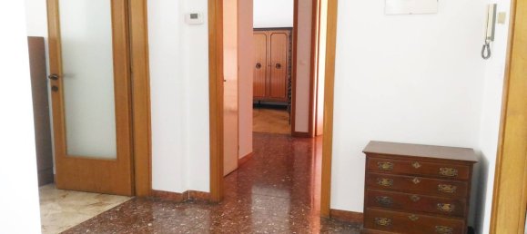 Apartamento de 5 habitaciónes en Udine, Italy No. 21406 11