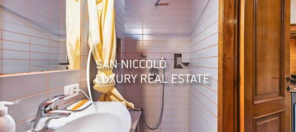 5 rooms Apartment in Florence, Italy No. 86194 30