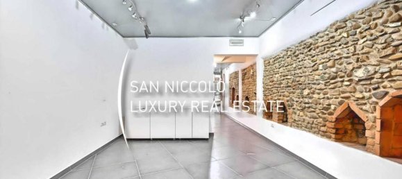 5 rooms Apartment in Florence, Italy No. 86194 31