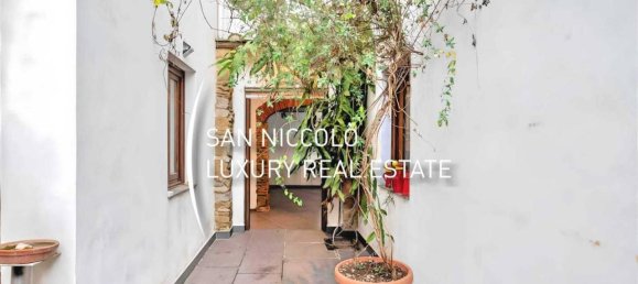 5 rooms Apartment in Florence, Italy No. 86194 7