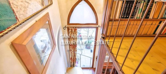 5 rooms Apartment in Florence, Italy No. 86194 17