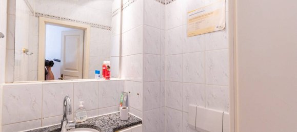 Коммерческая недвижимость с 3 комнатами в Мюнхен, Германия № 370299 9