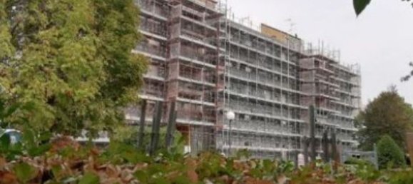 3-salle Appartement à Brugherio, Italy No. 6979 17