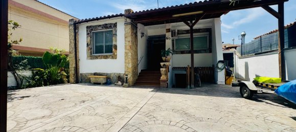 3 غرف نوم منزل في Barcelona, Spain رقم 141089 37