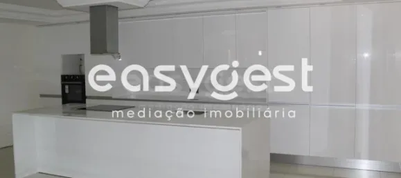 Дом с 7 спальнями в Лейрия, Португалия № 152712 6