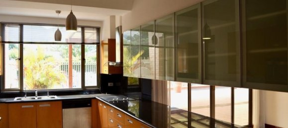 Condominio de 3 dormitorios en Santa Ana, Costa Rica No. 835 4