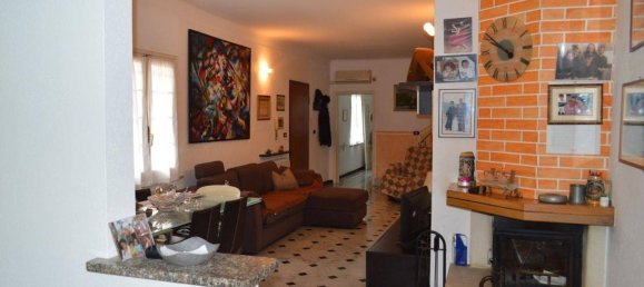 5 rooms Villa in Albisola Superiore, Italy No. 104229 4