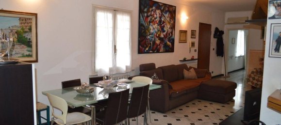 5 rooms Villa in Albisola Superiore, Italy No. 104229 3
