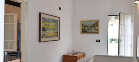5 rooms Villa in Albisola Superiore, Italy No. 104229 12