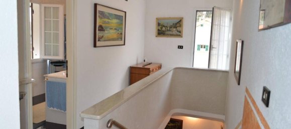 5 rooms Villa in Albisola Superiore, Italy No. 104229 16