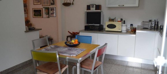 5 rooms Villa in Albisola Superiore, Italy No. 104229 9