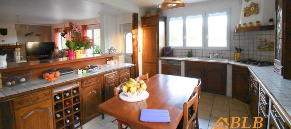 Вилла с 7 спальнями в Ла Сель-сюр-ле-Бье, Франция № 154587 11